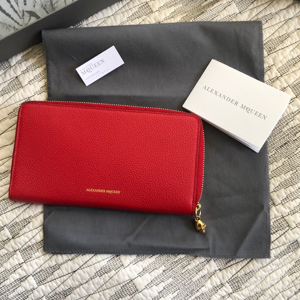 NWT McQueen Leather Zip-Around Continental Wallet - Picture 4 of 8